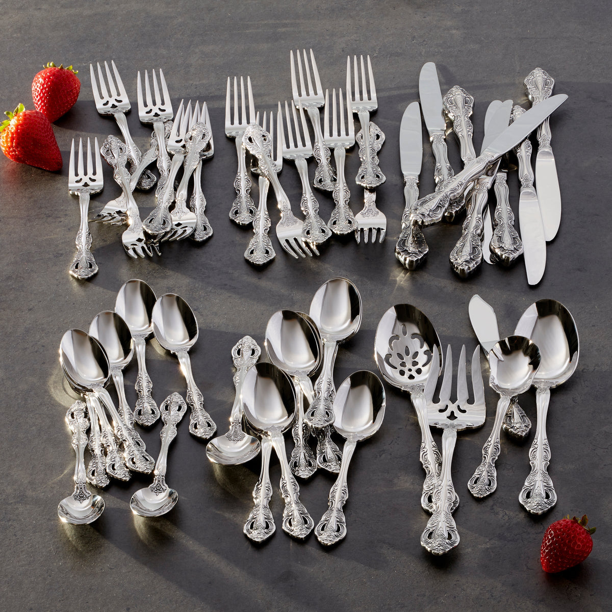 Michelangelo 45-Piece Flatware Set