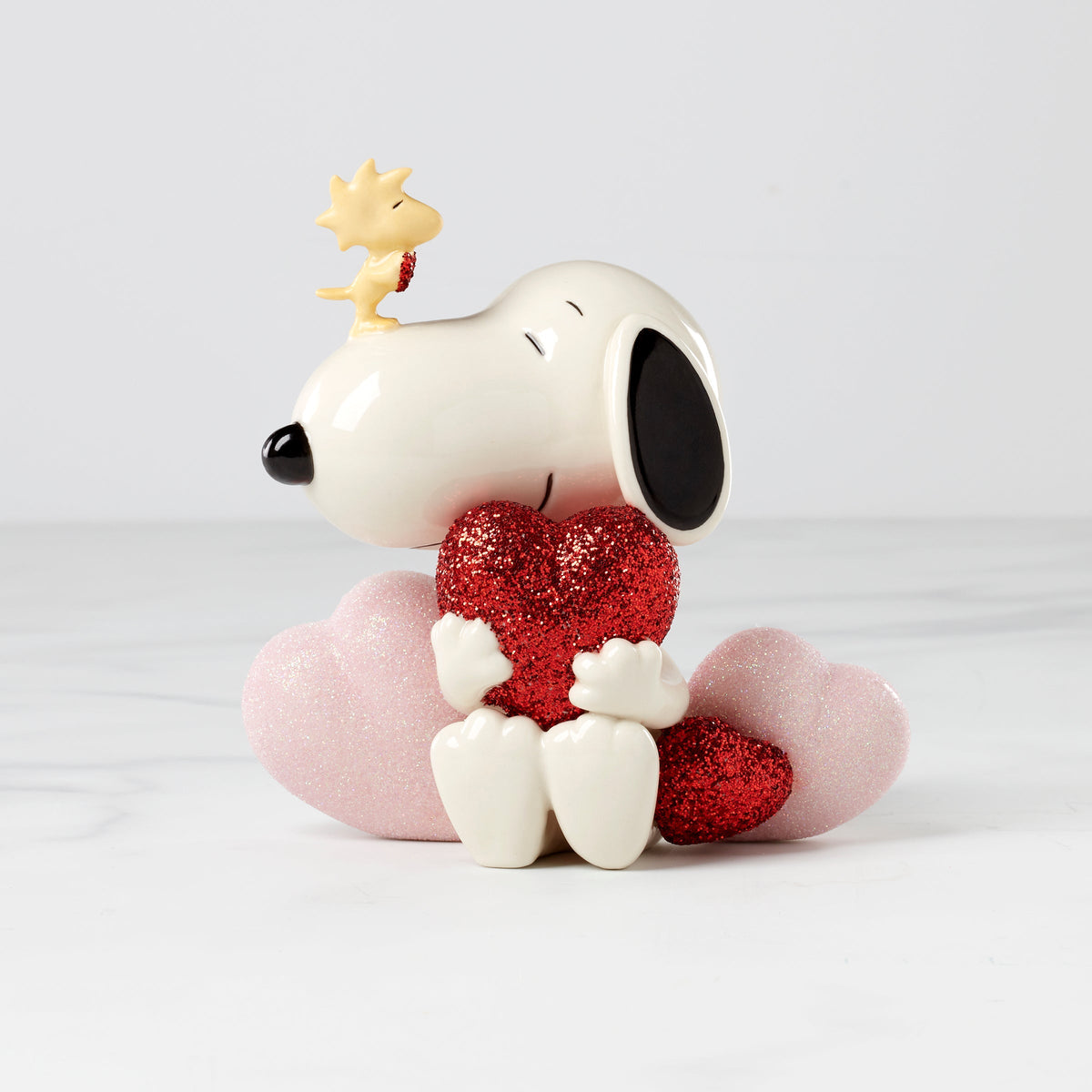 Snoopy Love Figurine