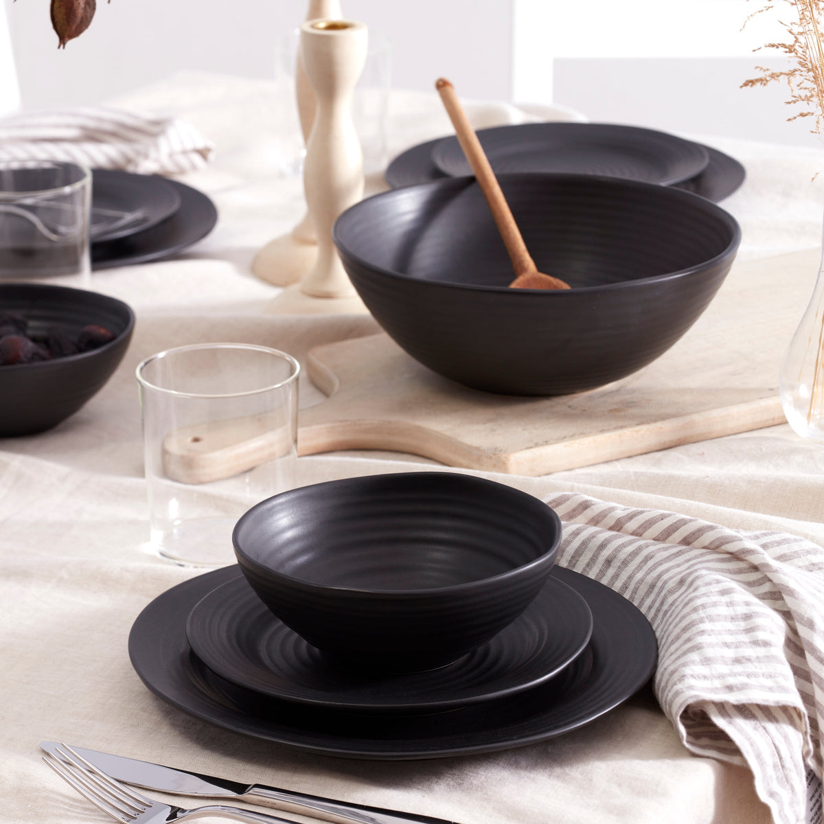 Ridge Black 12-Piece Dinnerware Set