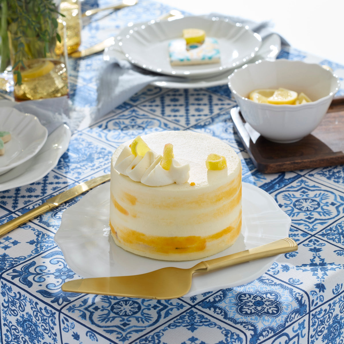 Eldridge Footed Cake Plate