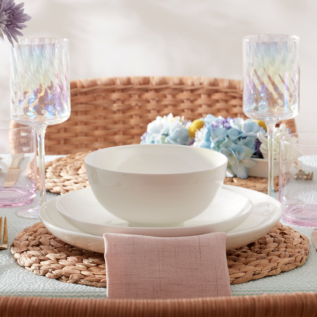 Studio 1414 Coupe 12-Piece Dinnerware Set